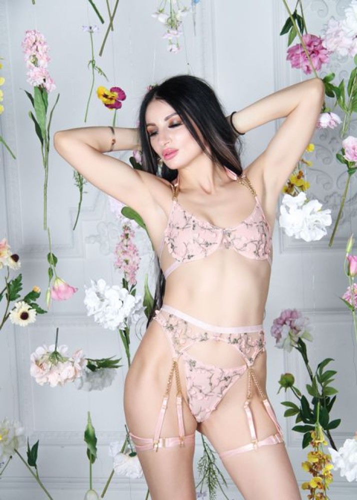 Индивидуалка Камила фото № 2 в городе Анива